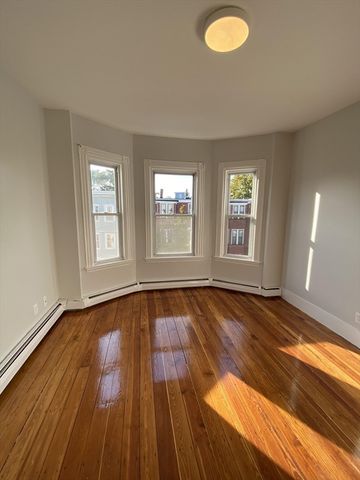 632 Dorchester Ave. 3, Boston, MA 02127