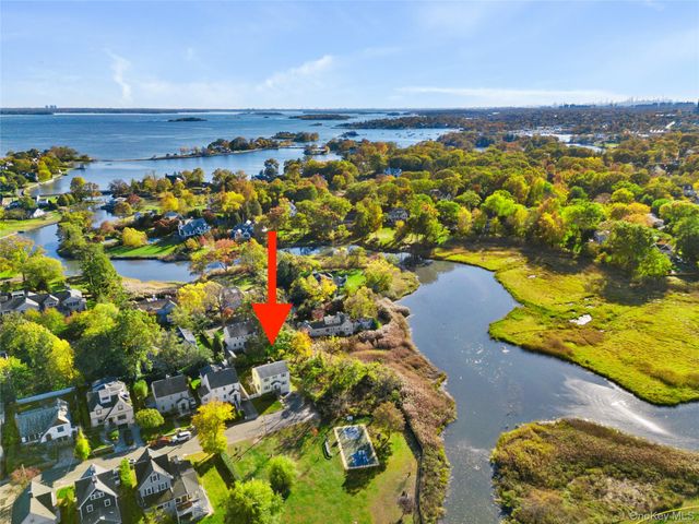 53 Oak Avenue, Larchmont, NY 10538