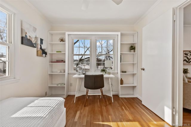 53 Oak Avenue, Larchmont, NY 10538