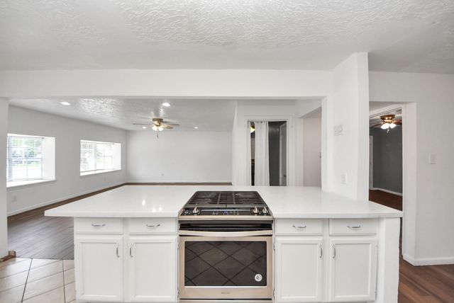 7414 Battlewood Drive, Houston, TX 77040