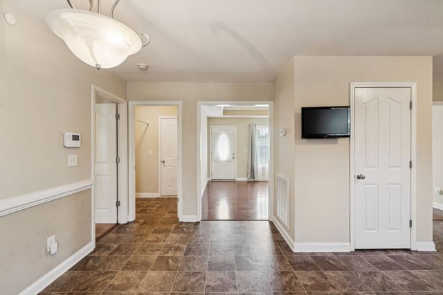 1056 Orion Jones Rd, Chapmansboro, TN 37035