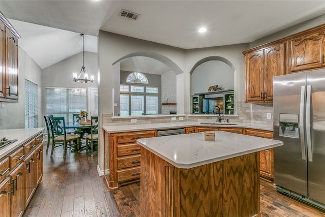 1404 Apache Trail, Corinth, TX 76210