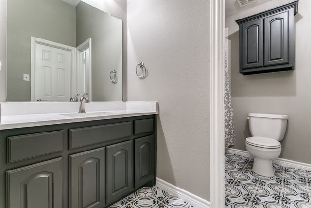 1404 Apache Trail, Corinth, TX 76210