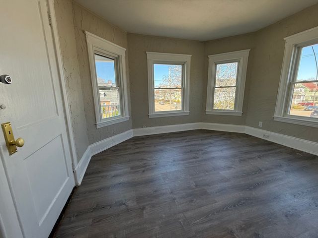 68 Ash St 2, Brockton, MA 02301