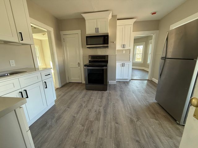 68 Ash St 2, Brockton, MA 02301