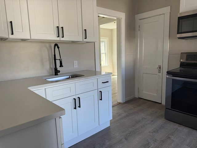 68 Ash St 2, Brockton, MA 02301