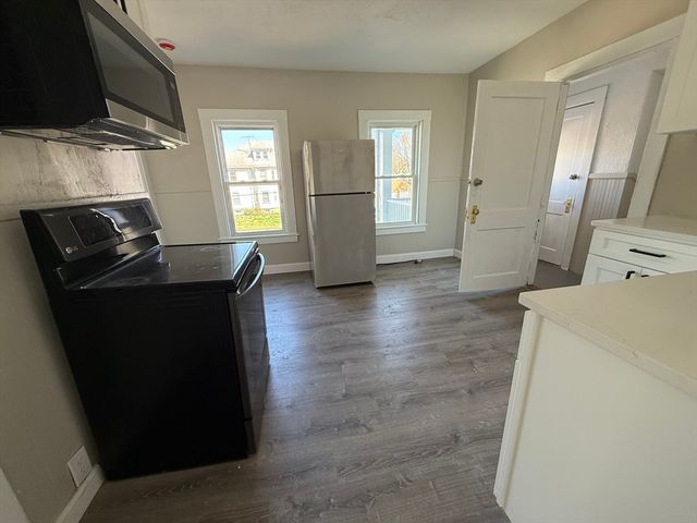 68 Ash St 2, Brockton, MA 02301