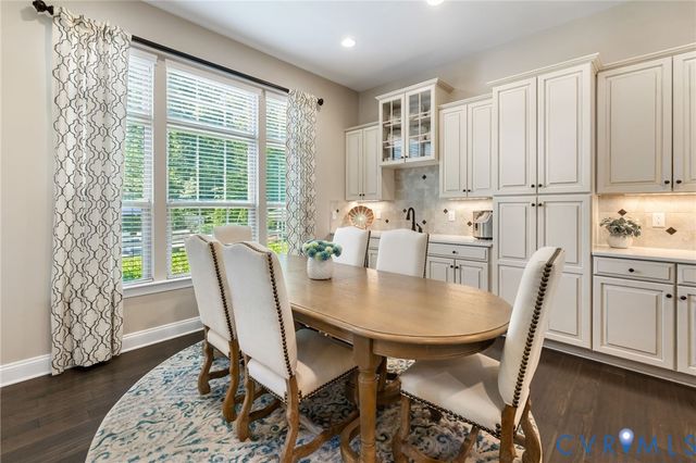 3703 Rivertop Ct, Glen Allen, VA 23059