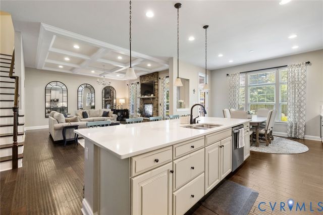 3703 Rivertop Ct, Glen Allen, VA 23059