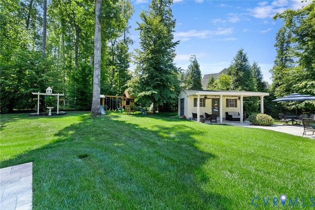 3703 Rivertop Ct, Glen Allen, VA 23059