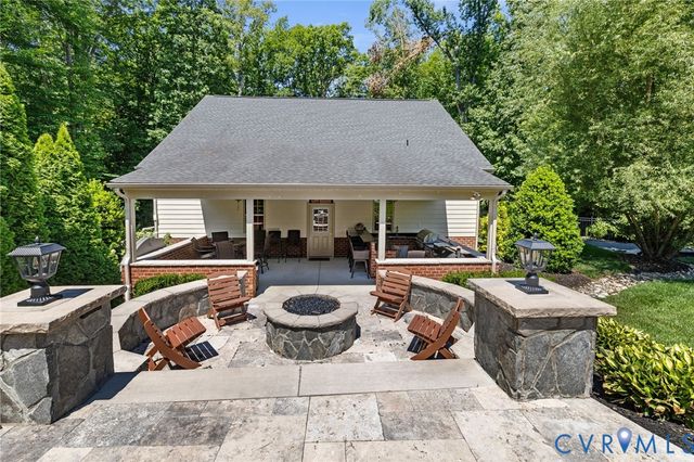3703 Rivertop Ct, Glen Allen, VA 23059