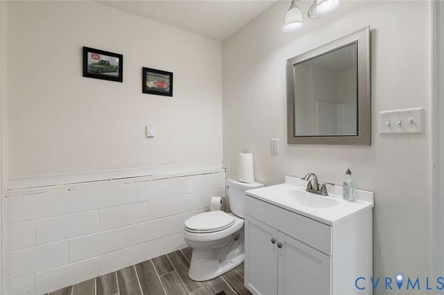 3703 Rivertop Ct, Glen Allen, VA 23059