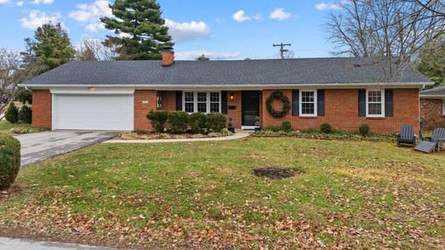 905 Collins Lane, Frankfort, KY 40601