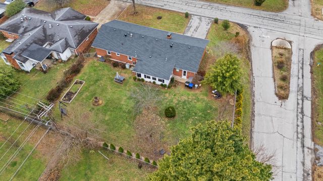 905 Collins Lane, Frankfort, KY 40601