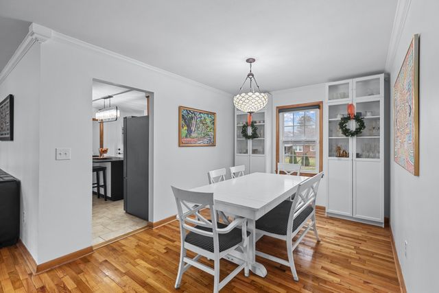 905 Collins Lane, Frankfort, KY 40601