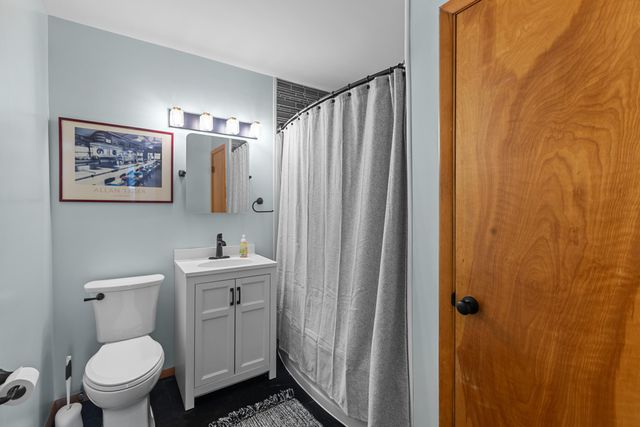 905 Collins Lane, Frankfort, KY 40601