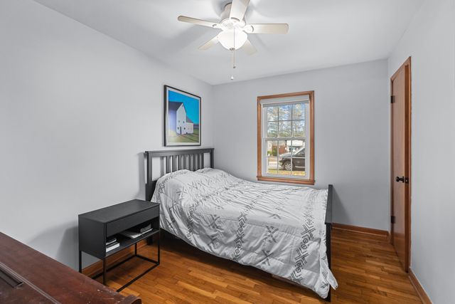 905 Collins Lane, Frankfort, KY 40601