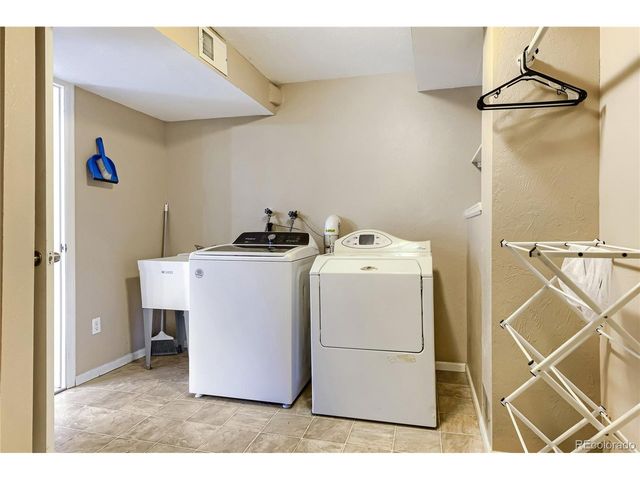 8340 W Massey Dr, Littleton, CO 80128