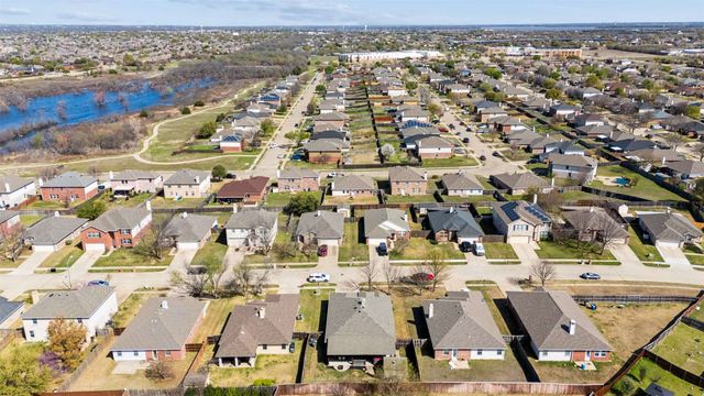 1005 Lowndes Lane, Wylie, TX 75098