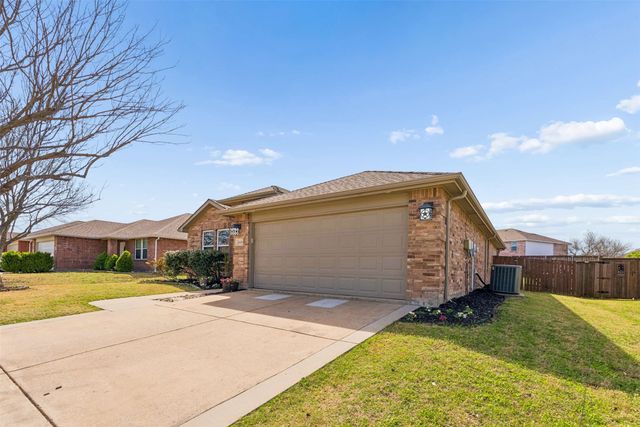 1005 Lowndes Lane, Wylie, TX 75098