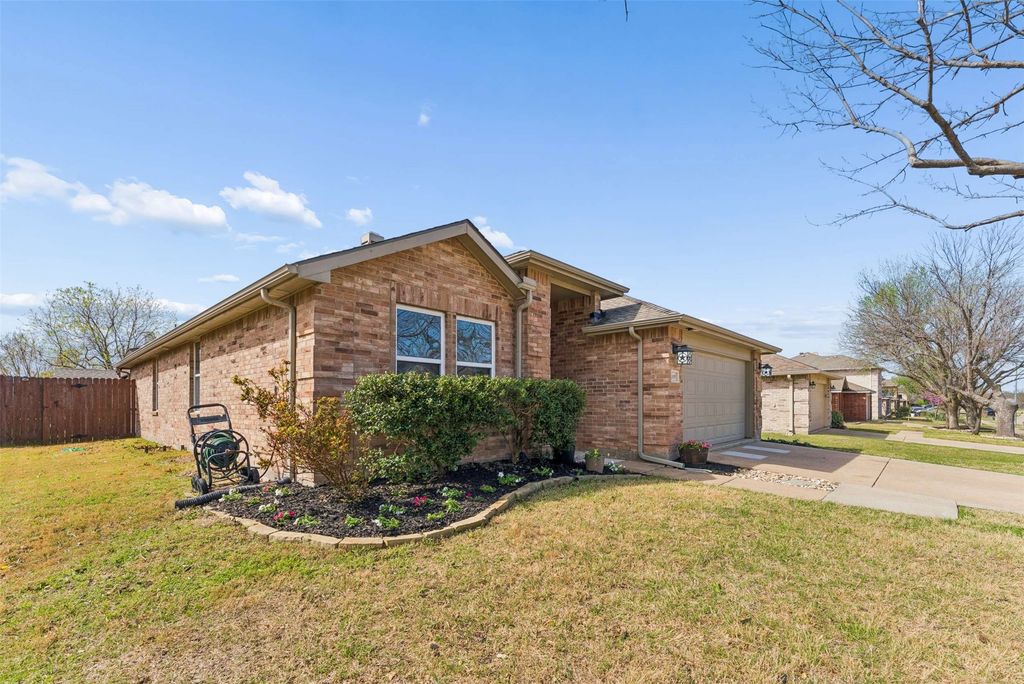 1005 Lowndes Lane, Wylie, TX 75098