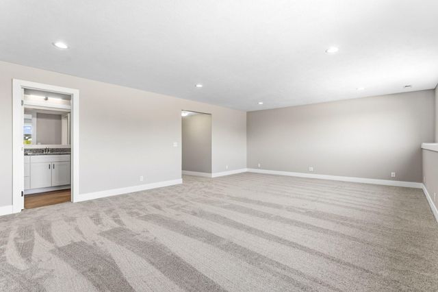 11685 Cherrybud Drive, Holland, MI 49424