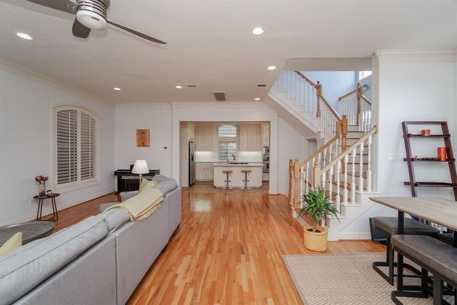 4406 Feagan Street A, Houston, TX 77007