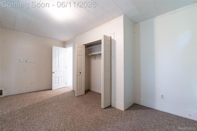 807 Baird Street, Holly Village, MI 48442