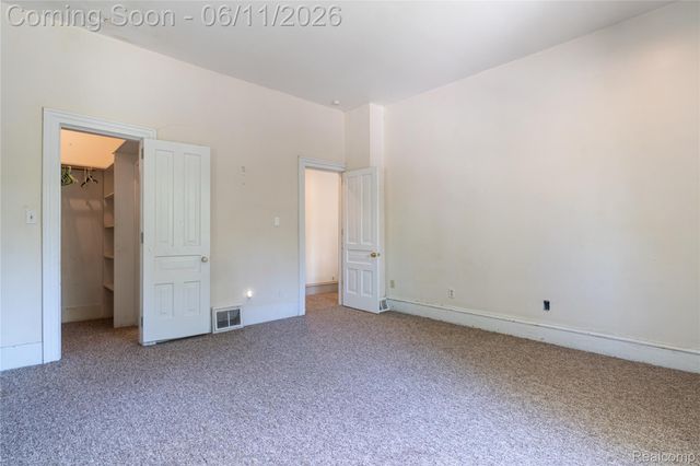 807 Baird Street, Holly Village, MI 48442