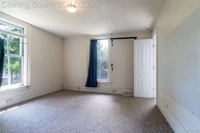 807 Baird Street, Holly Village, MI 48442