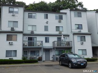 330 Savin Avenue 67, West Haven, CT 06516