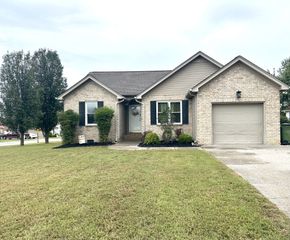 1321 Hartwell Ct, Lebanon, TN 37087