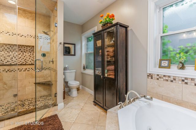 4336 N Troy Street, Chicago, IL 60618