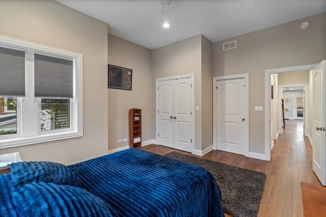 4336 N Troy Street, Chicago, IL 60618