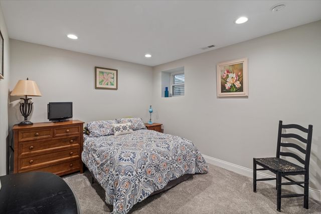 4336 N Troy Street, Chicago, IL 60618
