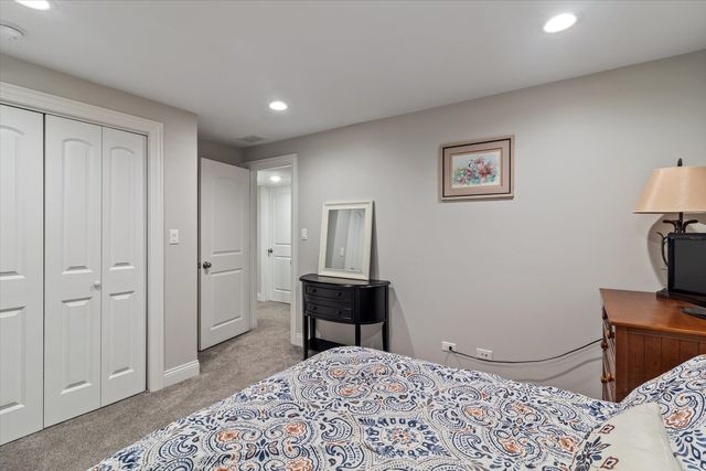 4336 N Troy Street, Chicago, IL 60618