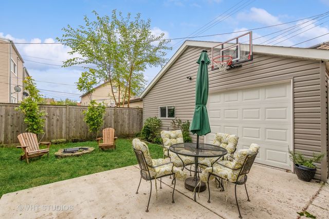 4336 N Troy Street, Chicago, IL 60618
