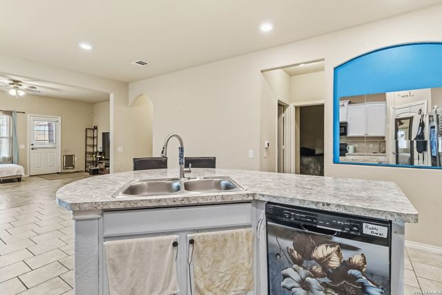 5903 Tranquil Dawn, San Antonio, TX 78218