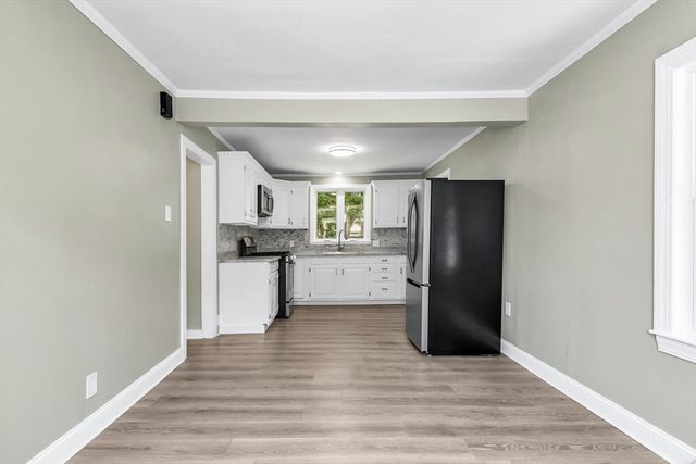 16 Beaconsfield Street, Lawrence, MA 01843