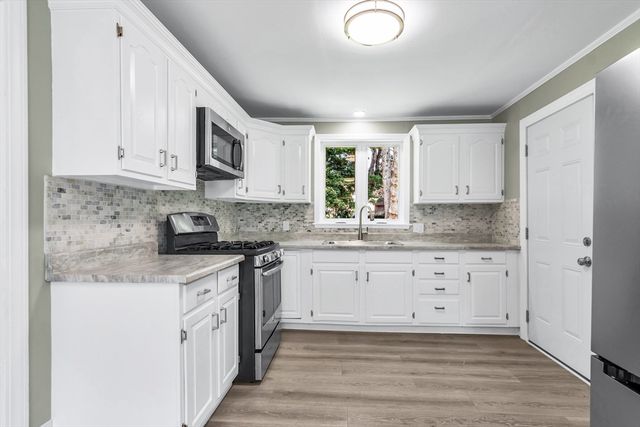 16 Beaconsfield Street, Lawrence, MA 01843