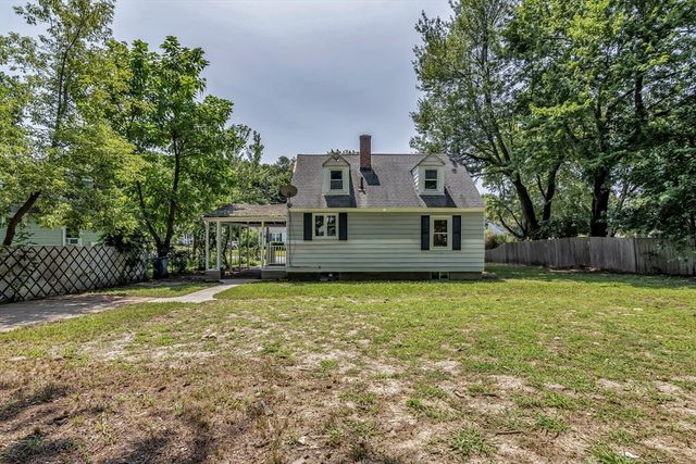 16 Beaconsfield Street, Lawrence, MA 01843