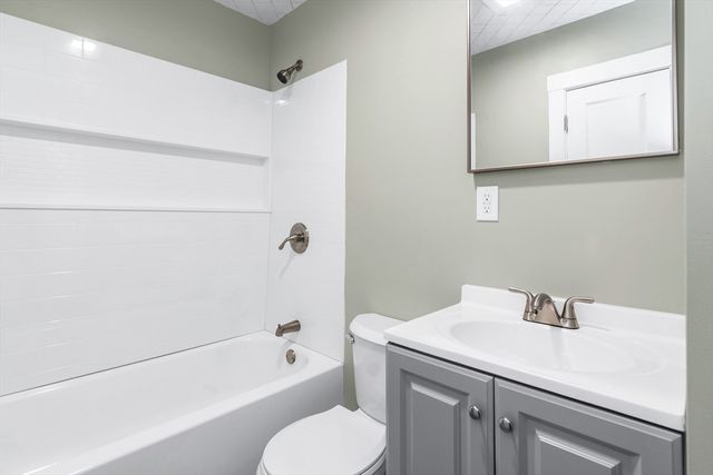 16 Beaconsfield Street, Lawrence, MA 01843
