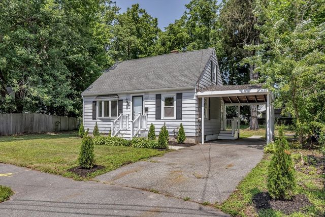 16 Beaconsfield Street, Lawrence, MA 01843