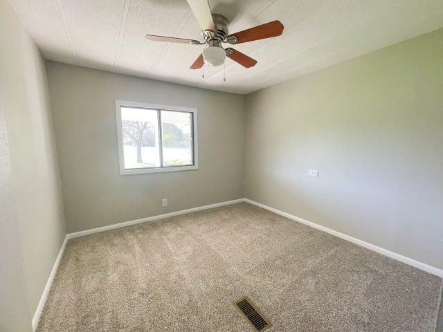 1411 Fox Lane, Burleson, TX 76028