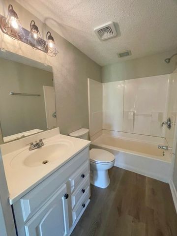 1411 Fox Lane, Burleson, TX 76028