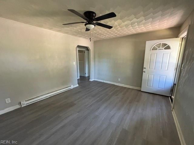 6425 Horton CIR, Norfolk, VA 23513