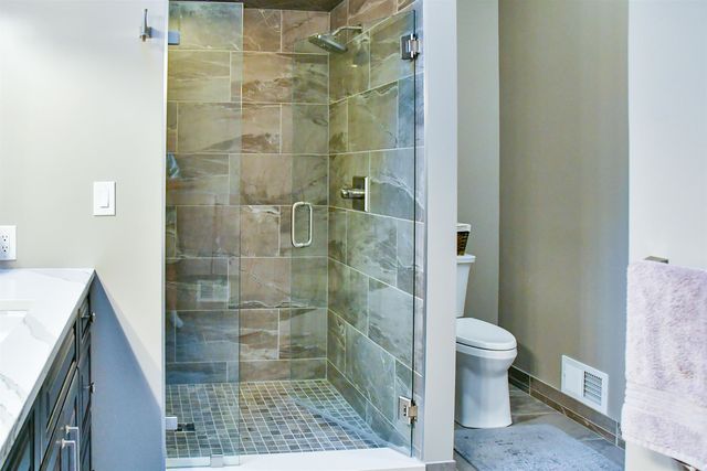 1043 Rosemary Court, Essexville, MI 48732