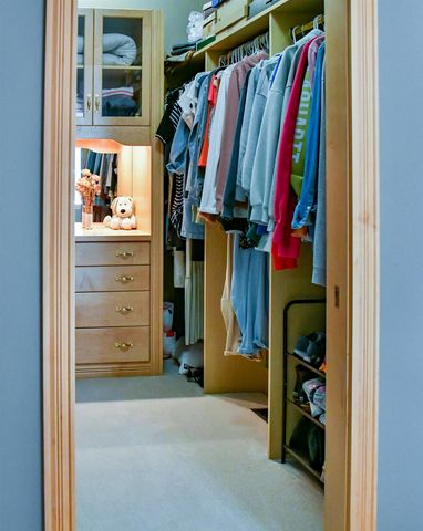 1043 Rosemary Court, Essexville, MI 48732