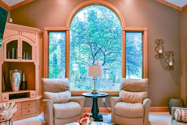 1043 Rosemary Court, Essexville, MI 48732