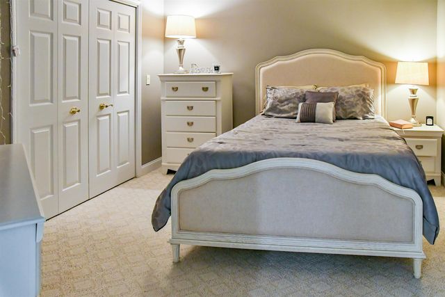 1043 Rosemary Court, Essexville, MI 48732